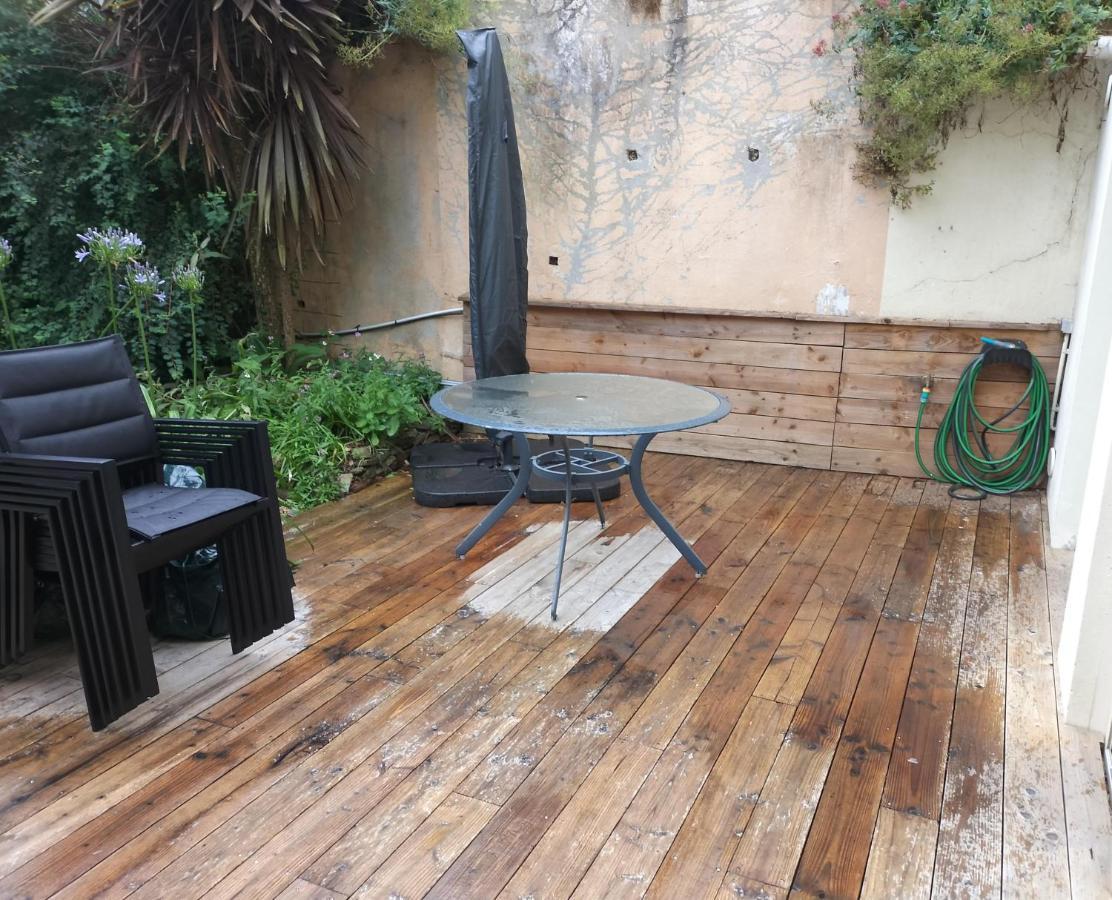 Appartement Au Centre Ville Avec Un Beau Jardin Prive Ланьон Екстериор снимка